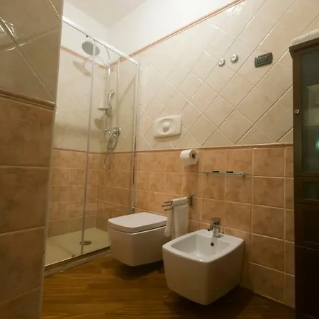 Bed and Breakfast Del Borgo - -
