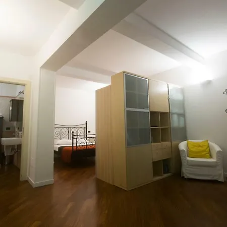 Del Borgo - - Bed and breakfast Bolonia