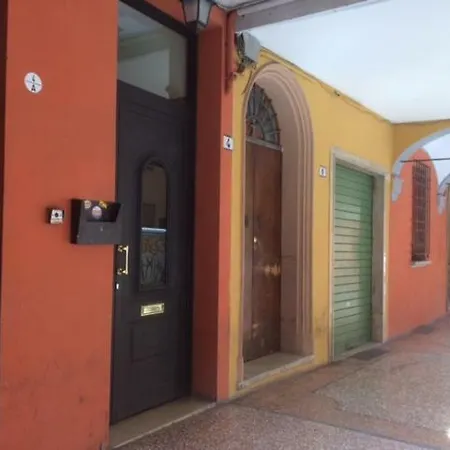 Bed & Breakfast Del Borgo - - *
