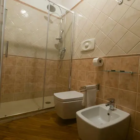 Del Borgo - - 3* Bologna