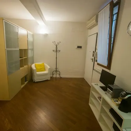 Bed & Breakfast Del Borgo - - Bologna