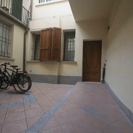 Del Borgo - - Bologna