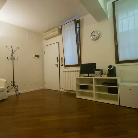 Del Borgo - - 3* Bologna