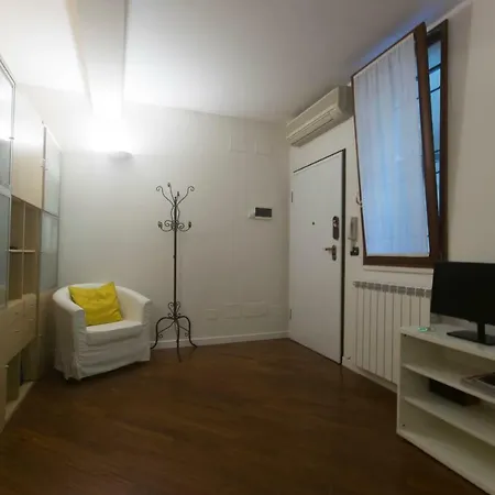 Del Borgo - - 3* Bologna