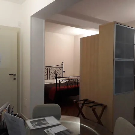 Del Borgo - - Bologna