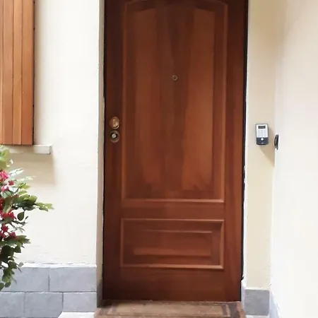 Del Borgo - - *