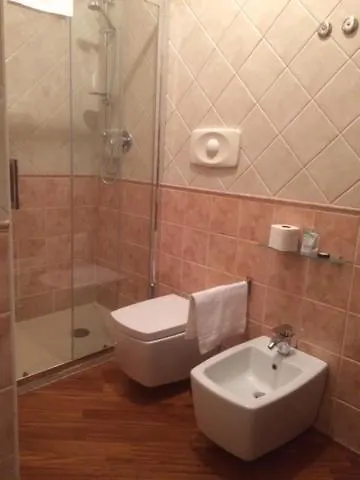 Del Borgo - - 4* بولونيا